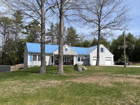 40 Rockwood Lane Hollis ME 04042