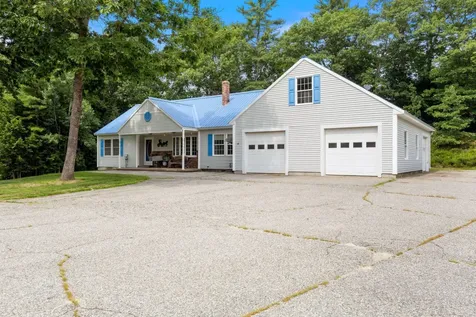 40 Rockwood Lane Hollis ME 04042