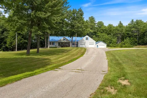 40 Rockwood Lane Hollis ME 04042