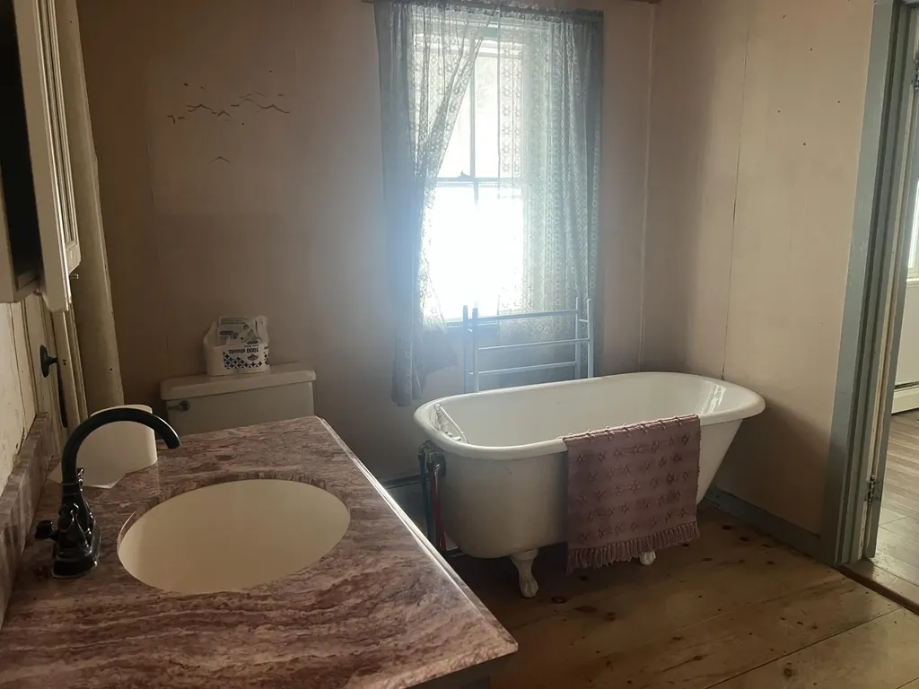 1683 Intervale Road Bethel ME 04217
