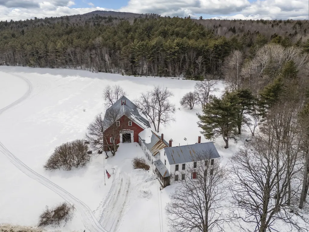 1683 Intervale Road Bethel ME 04217