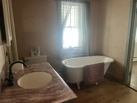 1683 Intervale Road Bethel ME 04217