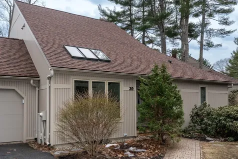 39 Wildwood Drive Cape Elizabeth ME 04107