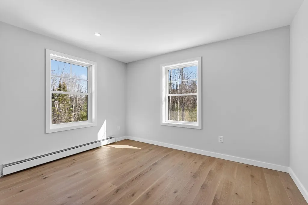 17 Betty Lane Windham ME 04062
