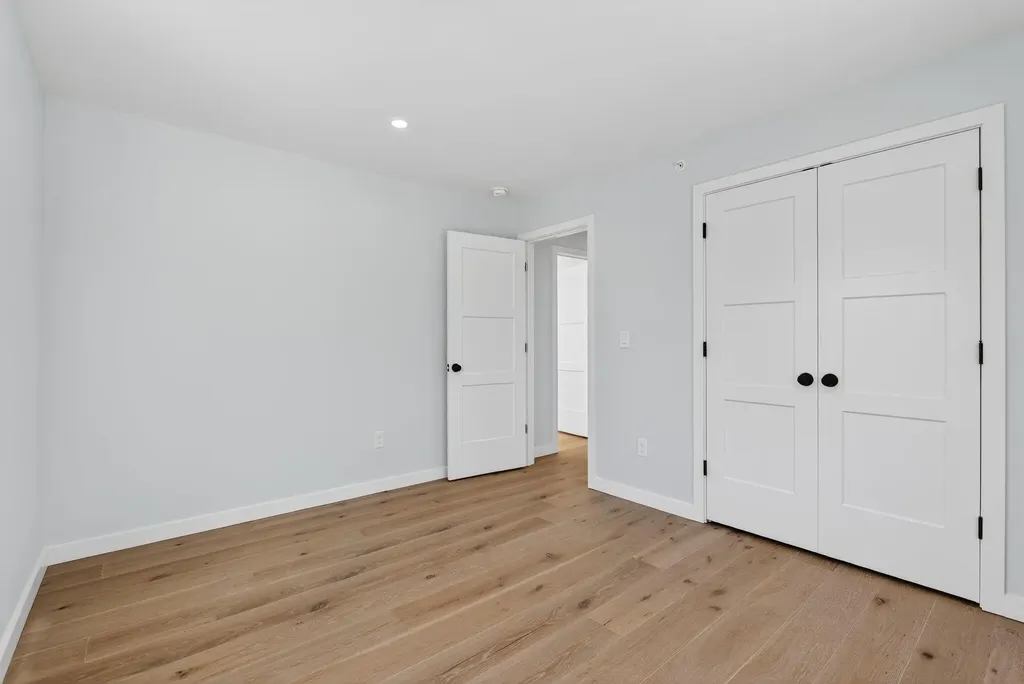 17 Betty Lane Windham ME 04062