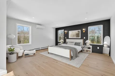 17 Betty Lane Windham ME 04062