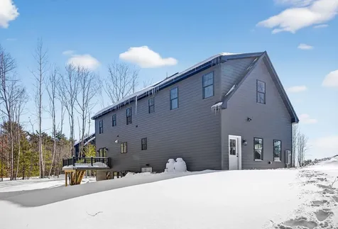 17 Betty Lane Windham ME 04062