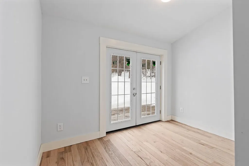 8 Magnolia Lane Starks ME 04938