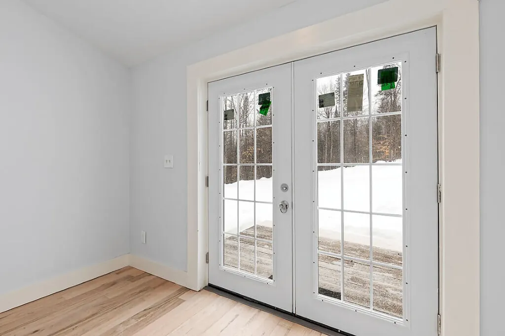 8 Magnolia Lane Starks ME 04938