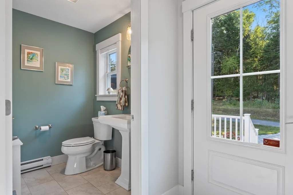 31 Goose Ledge Road Harpswell ME 04079