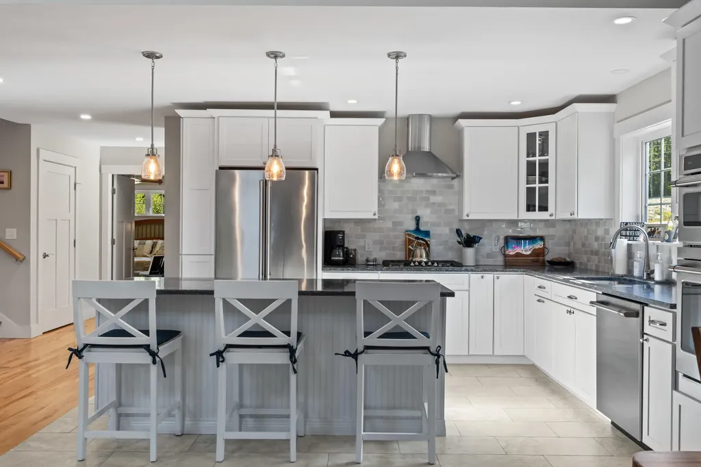31 Goose Ledge Road Harpswell ME 04079