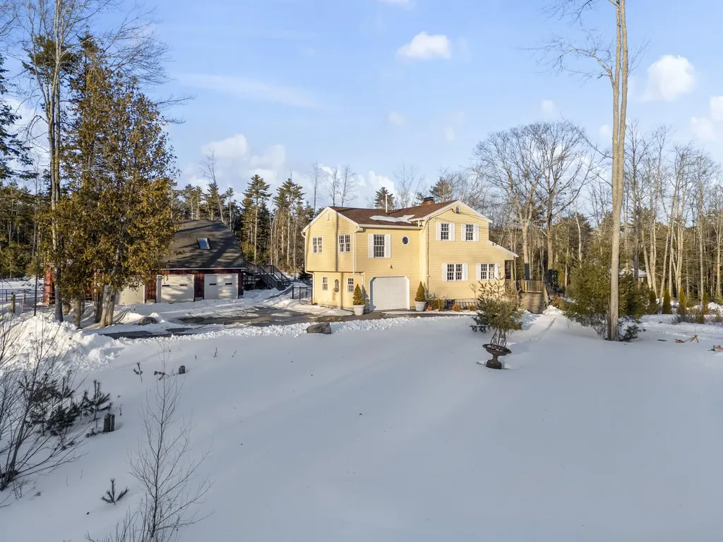 138 Coombs Road Brunswick ME 04011