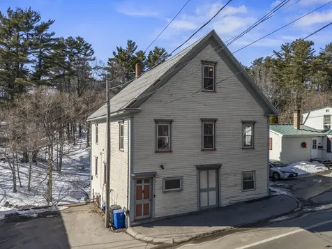 38 Main Street Topsham ME 04086