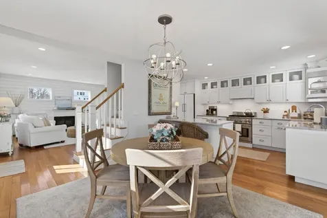 252 Foreside Road Falmouth ME 04105