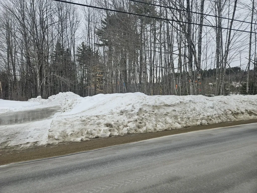 L52 Bridgton Road Sweden ME 04040