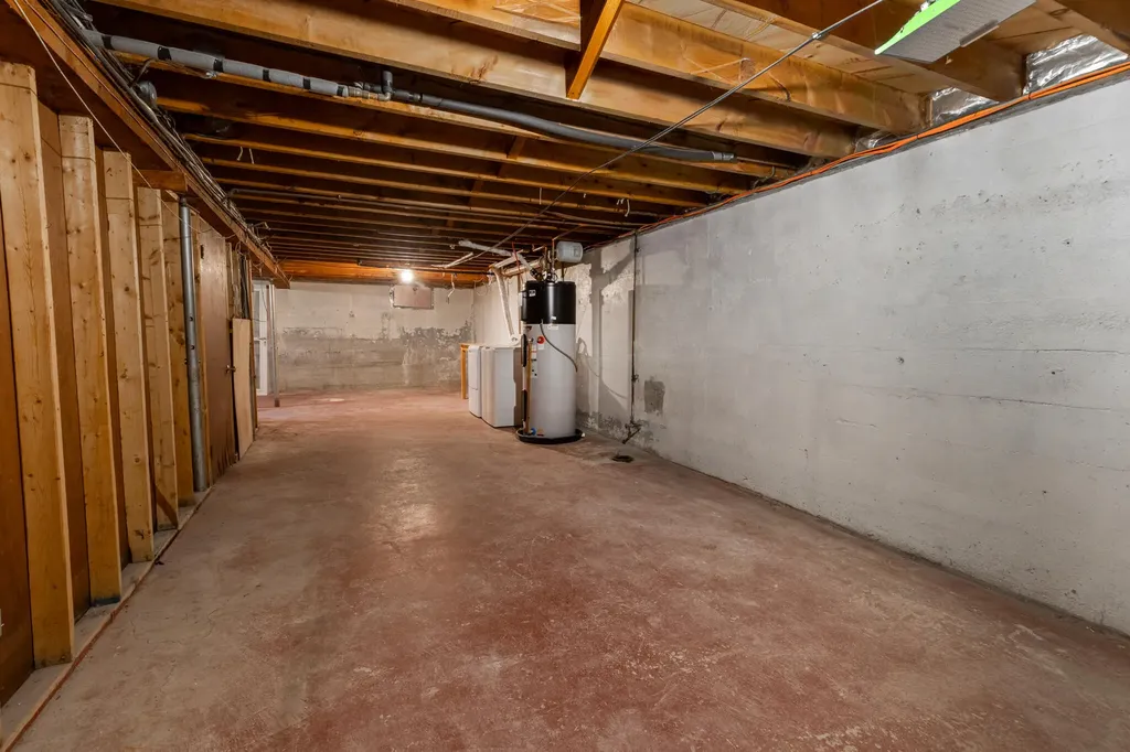 139 Palm Street Bangor ME 04401