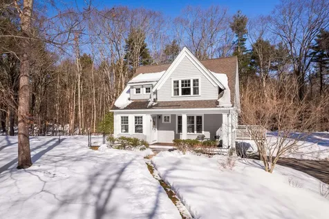 30 Drake Lane Kittery ME 03904
