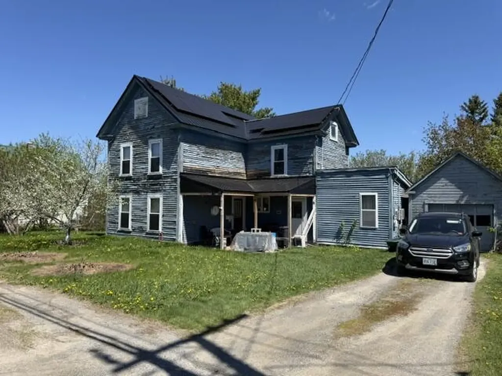 35 Fort Hill Street Fort Fairfield ME 04742