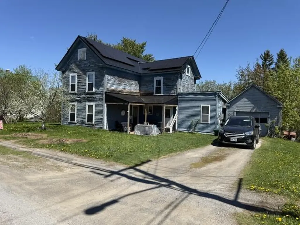 35 Fort Hill Street Fort Fairfield ME 04742