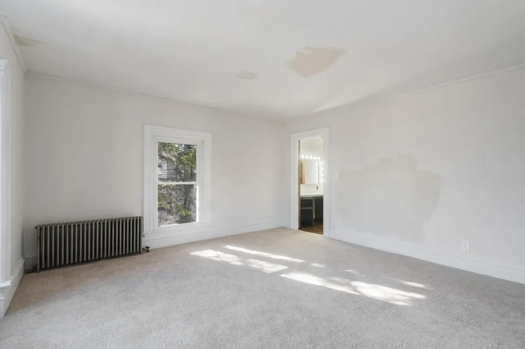18 Maple Street Skowhegan ME 04976