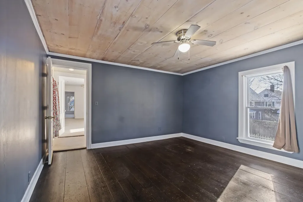 18 Maple Street Skowhegan ME 04976