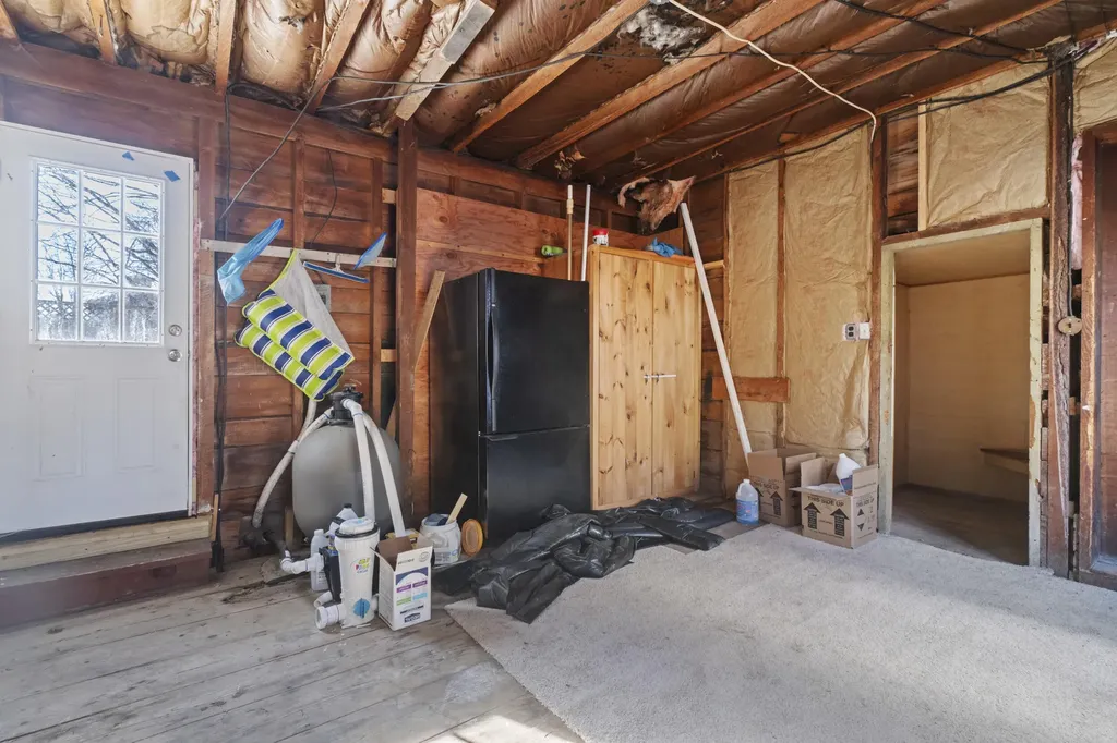 18 Maple Street Skowhegan ME 04976
