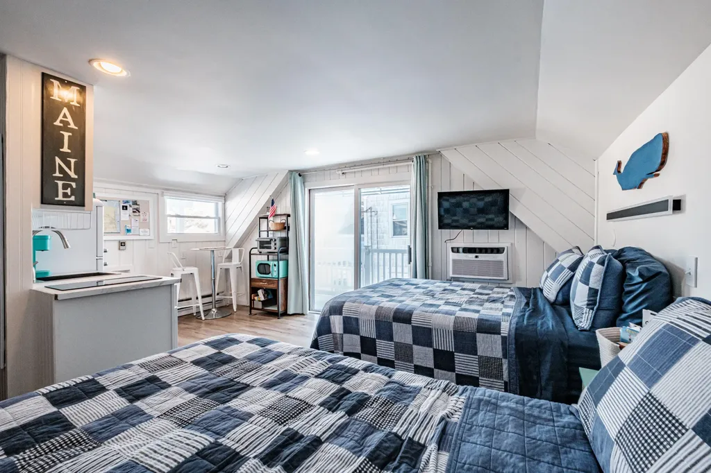 7 Bay Avenue Old Orchard Beach ME 04064