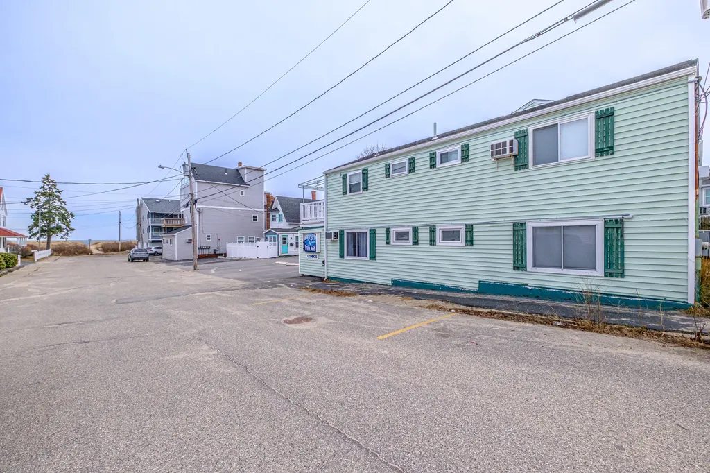 7 Bay Avenue Old Orchard Beach ME 04064