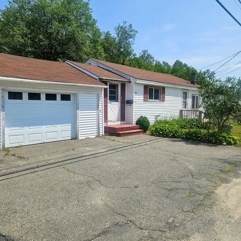 255 Bates Street Millinocket ME 04462