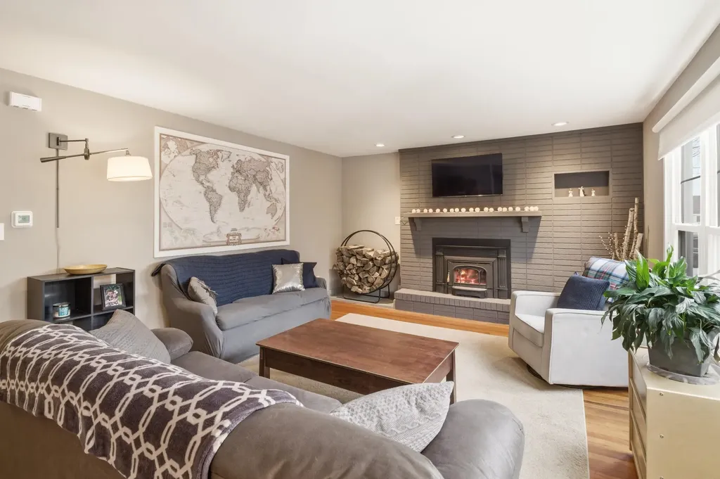 44 O'connell Street Lewiston ME 04240