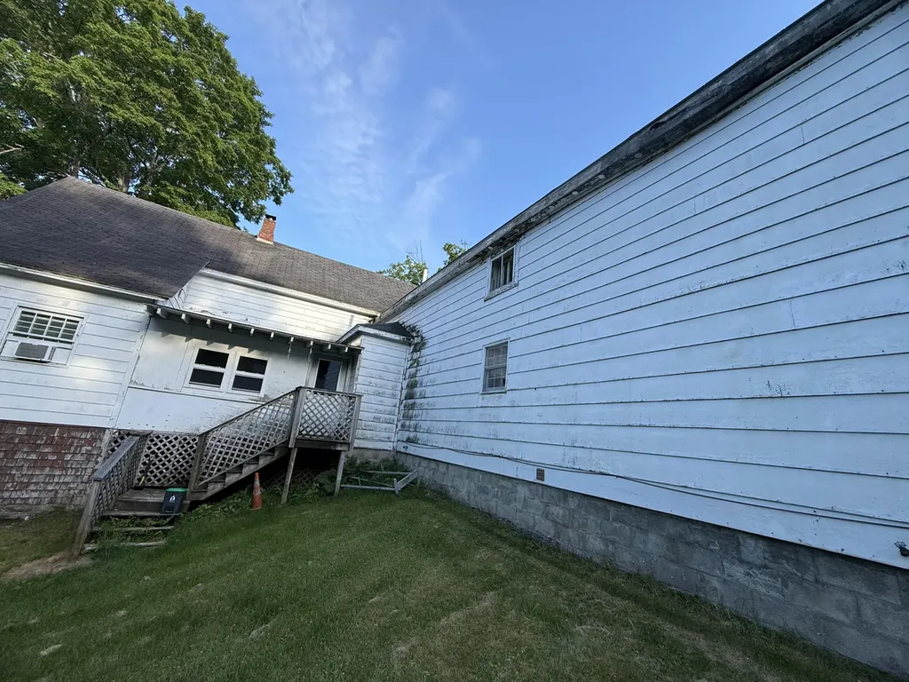 28 Pleasant Street Milo ME 04463