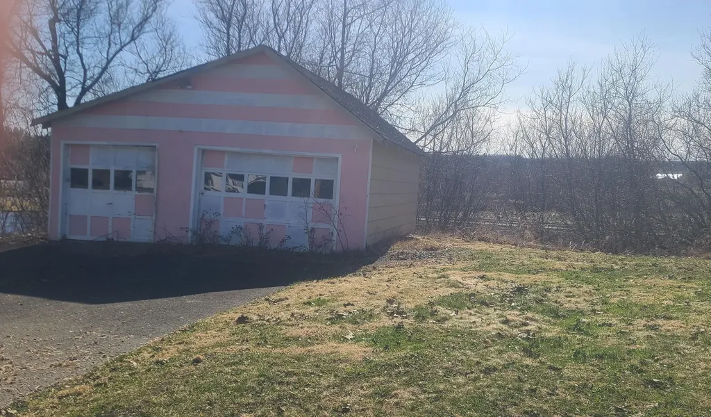 46 Pondview Street Limestone ME 04750