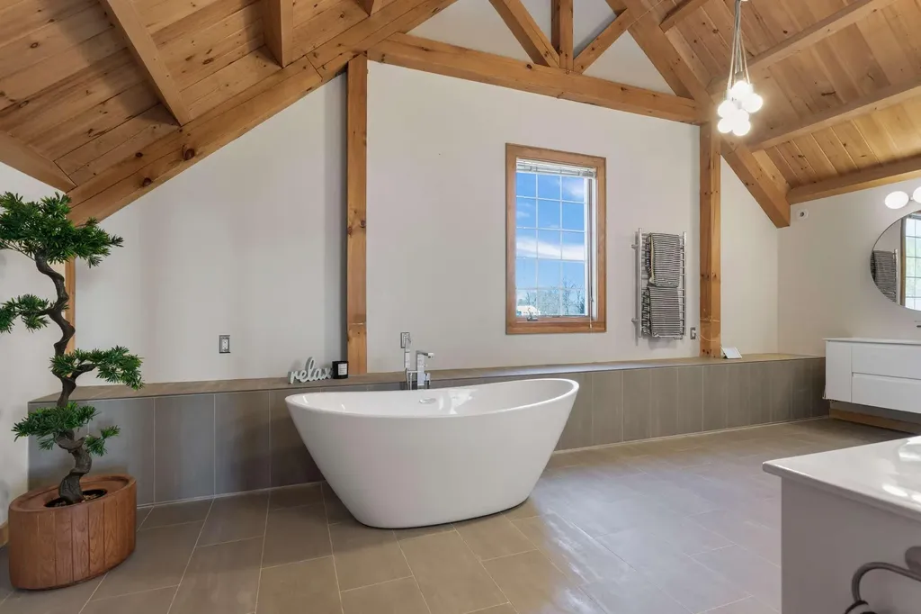 263 Long Sands Road York ME 03909