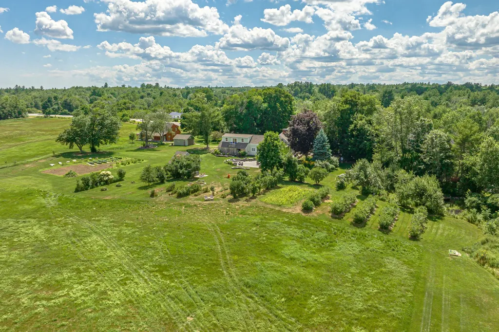 697 Fort Hill Road Gorham ME 04038