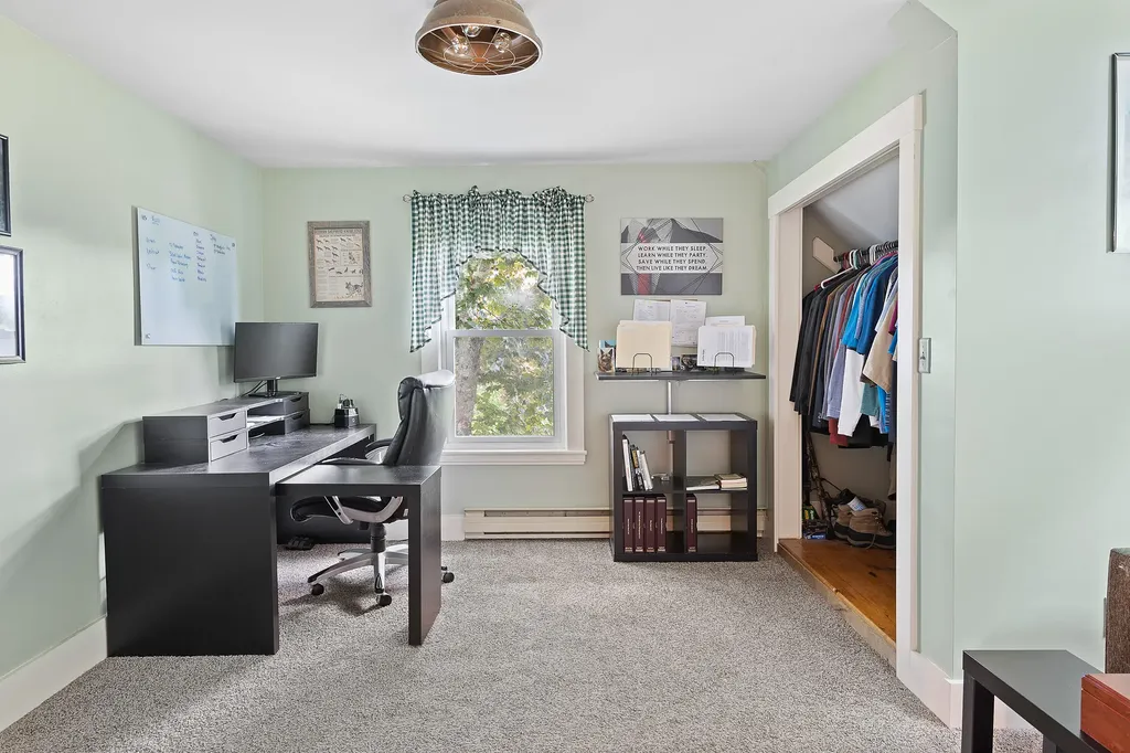697 Fort Hill Road Gorham ME 04038