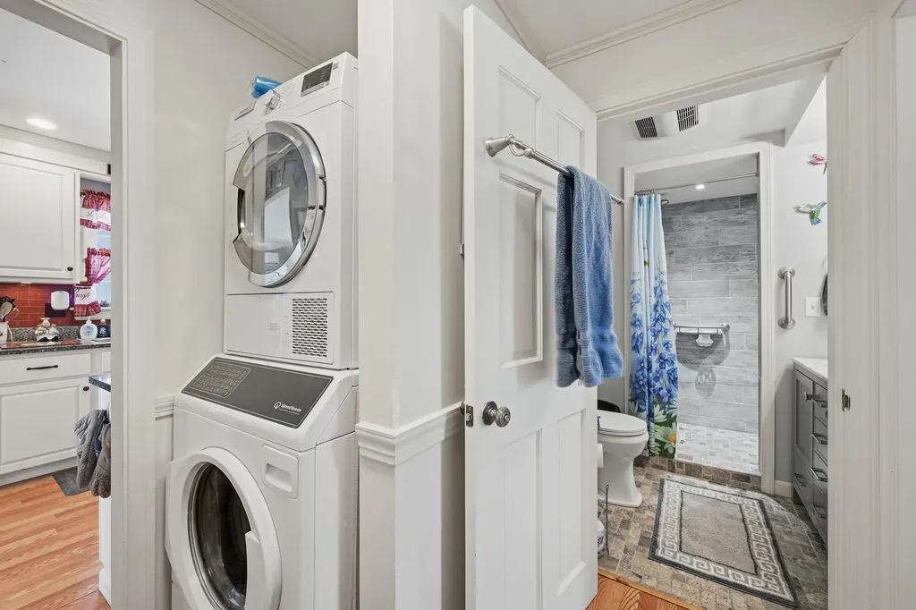 34 Windsor Avenue Augusta ME 04330