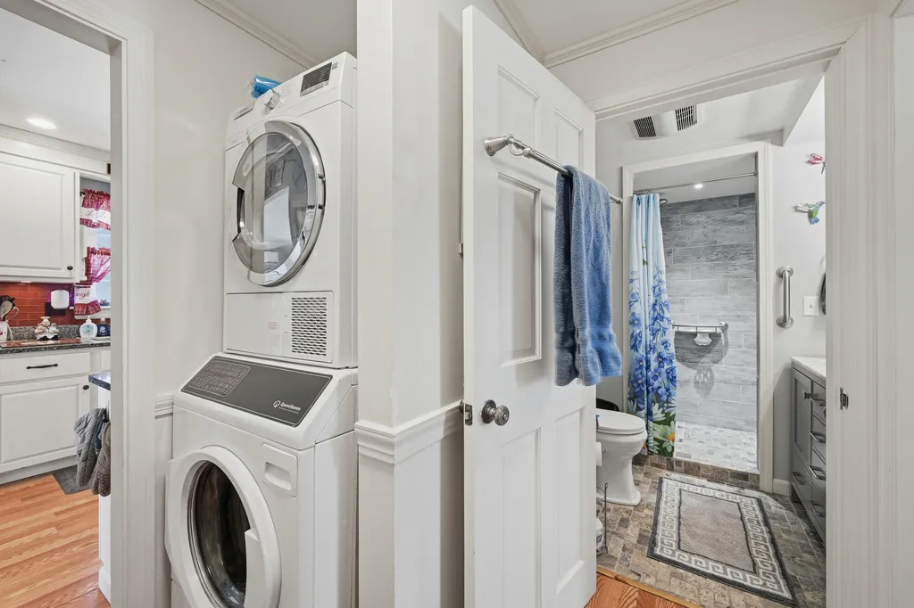 34 Windsor Avenue Augusta ME 04330