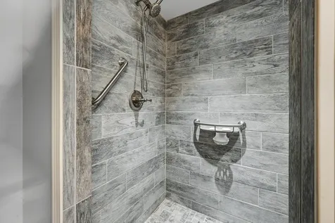 34 Windsor Avenue Augusta ME 04330