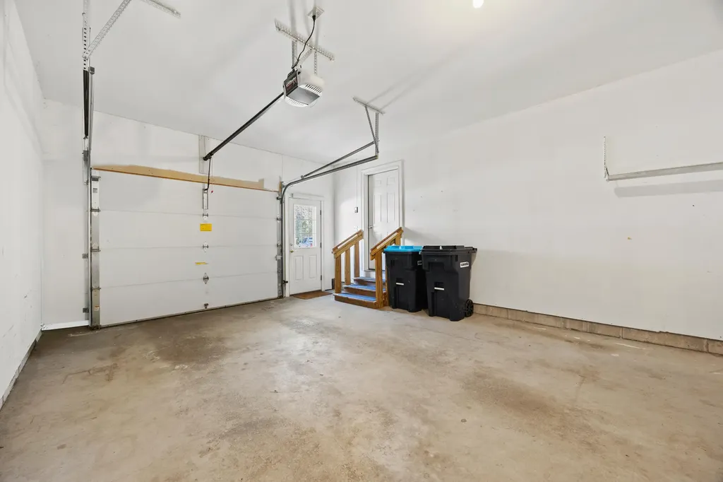 7 Mackworth Lane Cumberland ME 04110