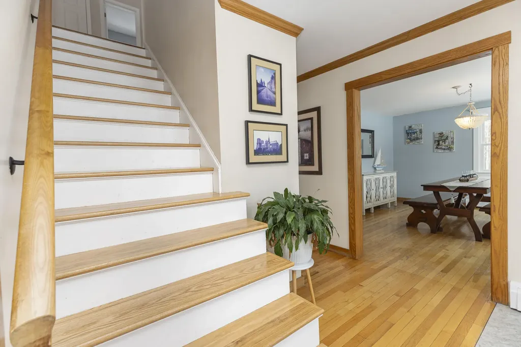 8 Rhonda Drive Scarborough ME 04074
