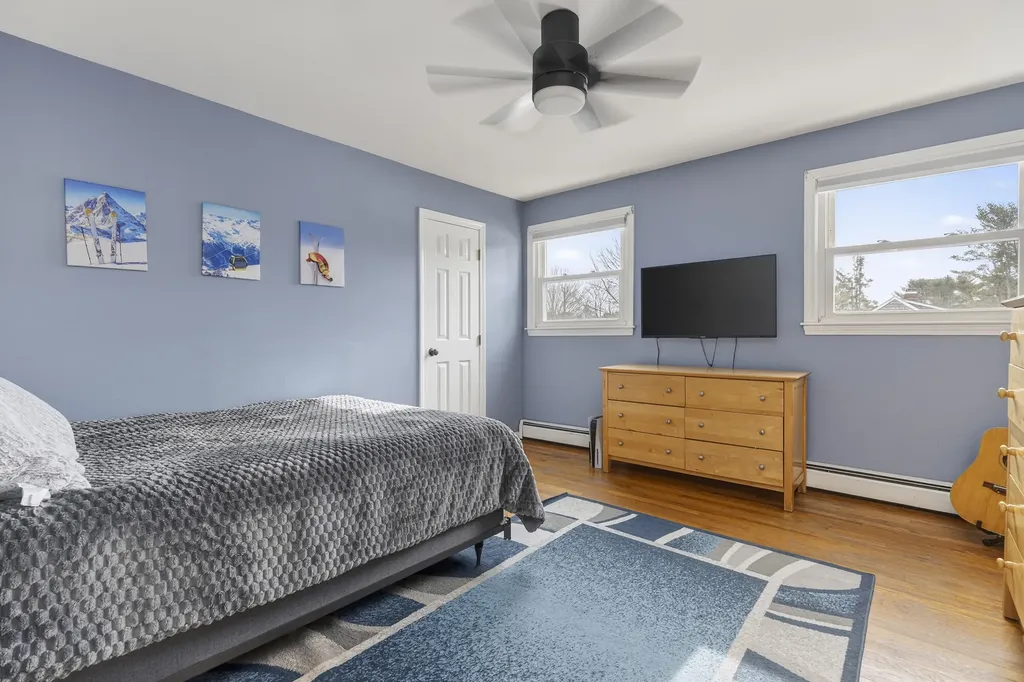 8 Rhonda Drive Scarborough ME 04074