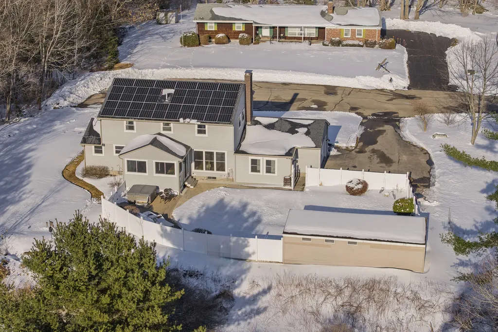 8 Rhonda Drive Scarborough ME 04074