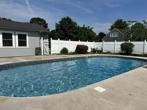 8 Rhonda Drive Scarborough ME 04074
