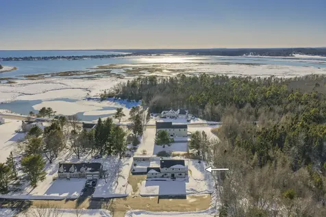 8 Rhonda Drive Scarborough ME 04074
