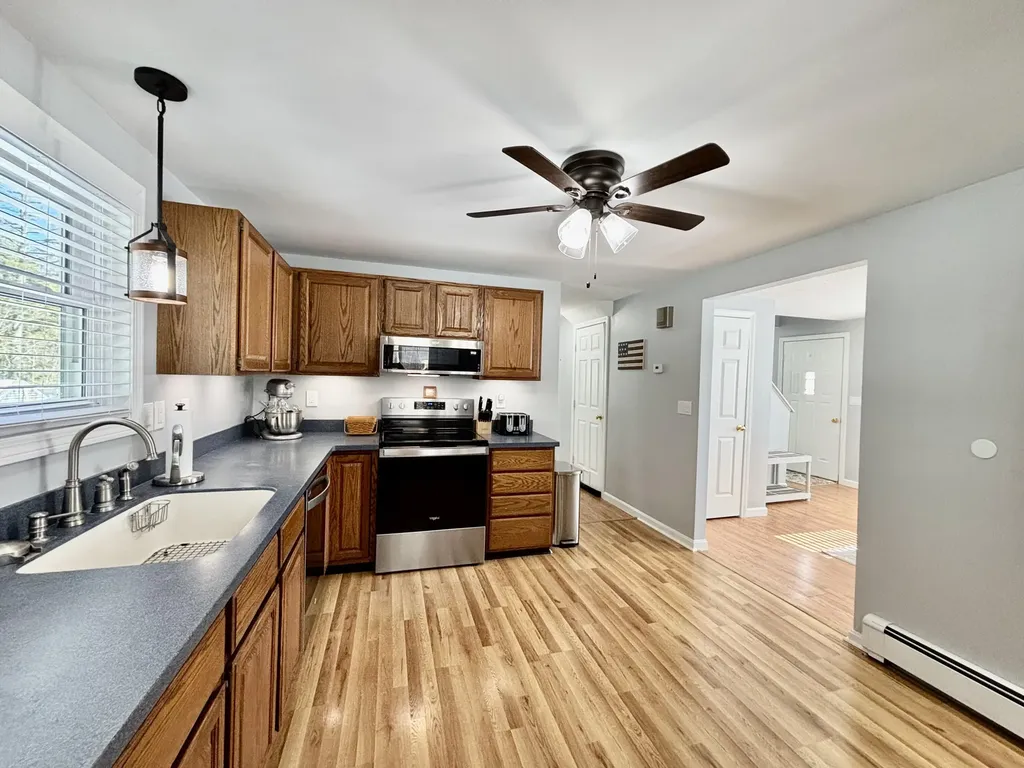 11 Pike Street Lisbon ME 04252