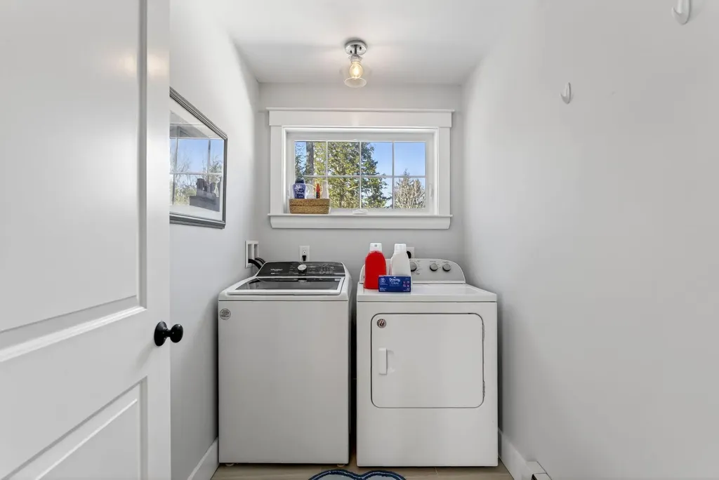 20 Revolution Drive Windham ME 04062