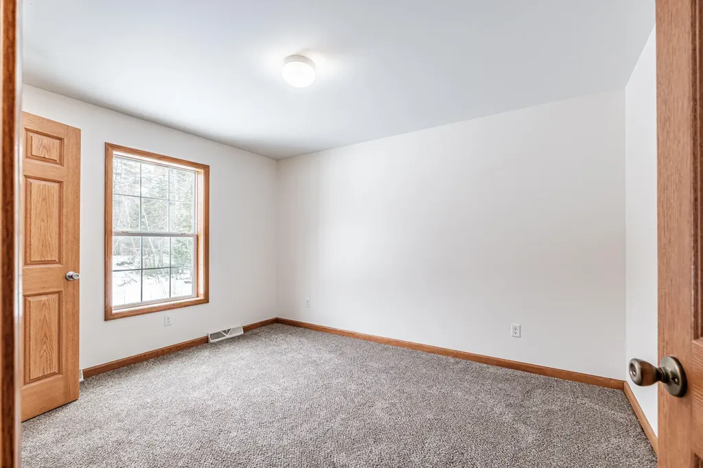 62 Townsend Way Topsham ME 04086