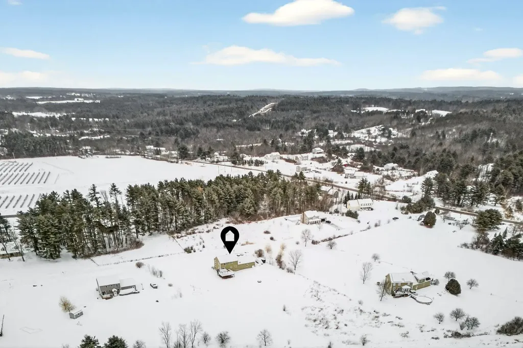 16 Norway Road Gorham ME 04038