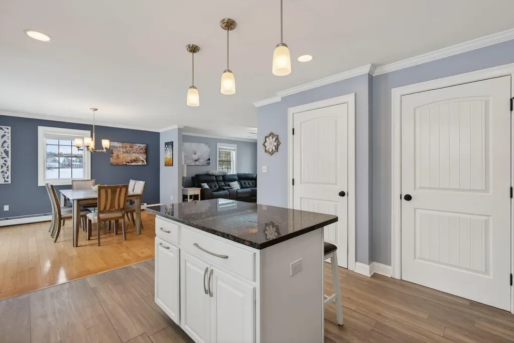 16 Norway Road Gorham ME 04038