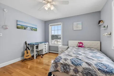 16 Norway Road Gorham ME 04038